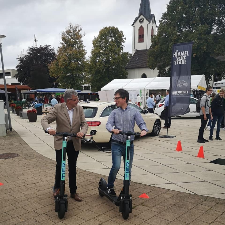 E-Scooter auf dem Marktplatz