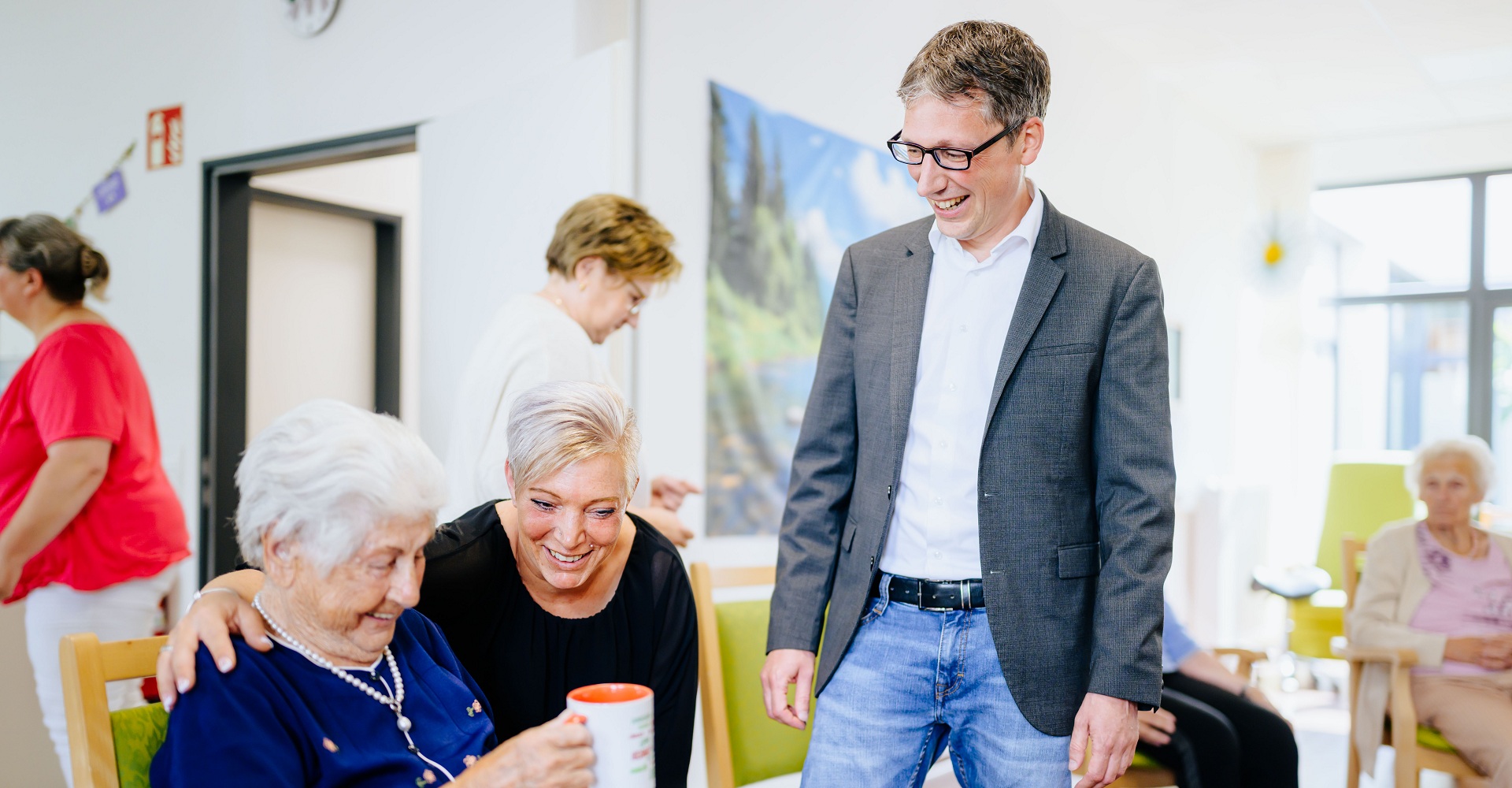 Bürgermeister Martin Hoffmann bei den Senioren der Tagespflege